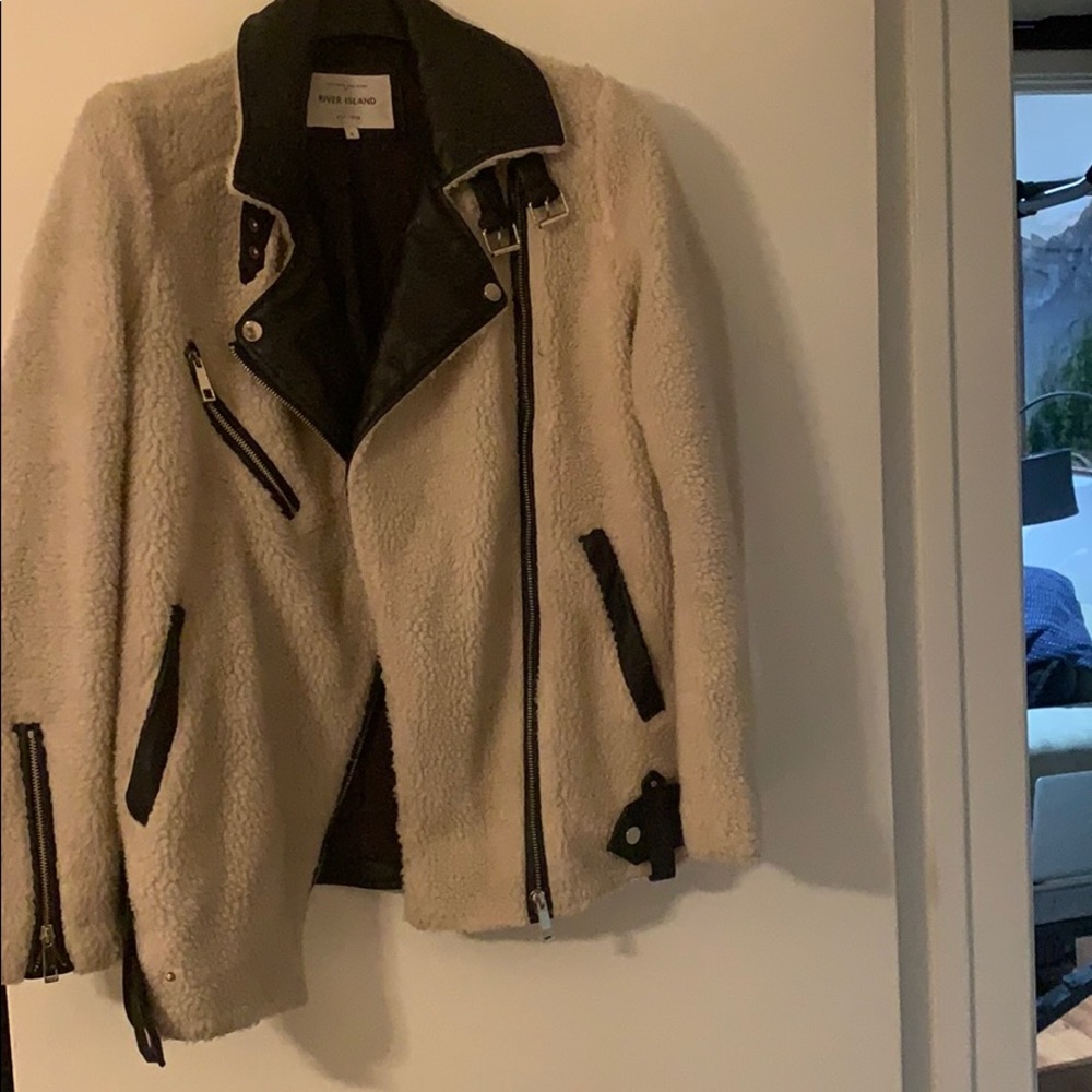 SOLD! River island faux shearling oversized jacket
